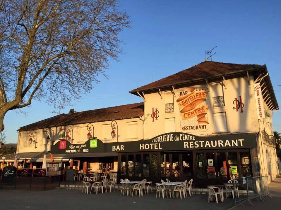 Hotellerie Du Centre Salies-du-Salat Exterior foto